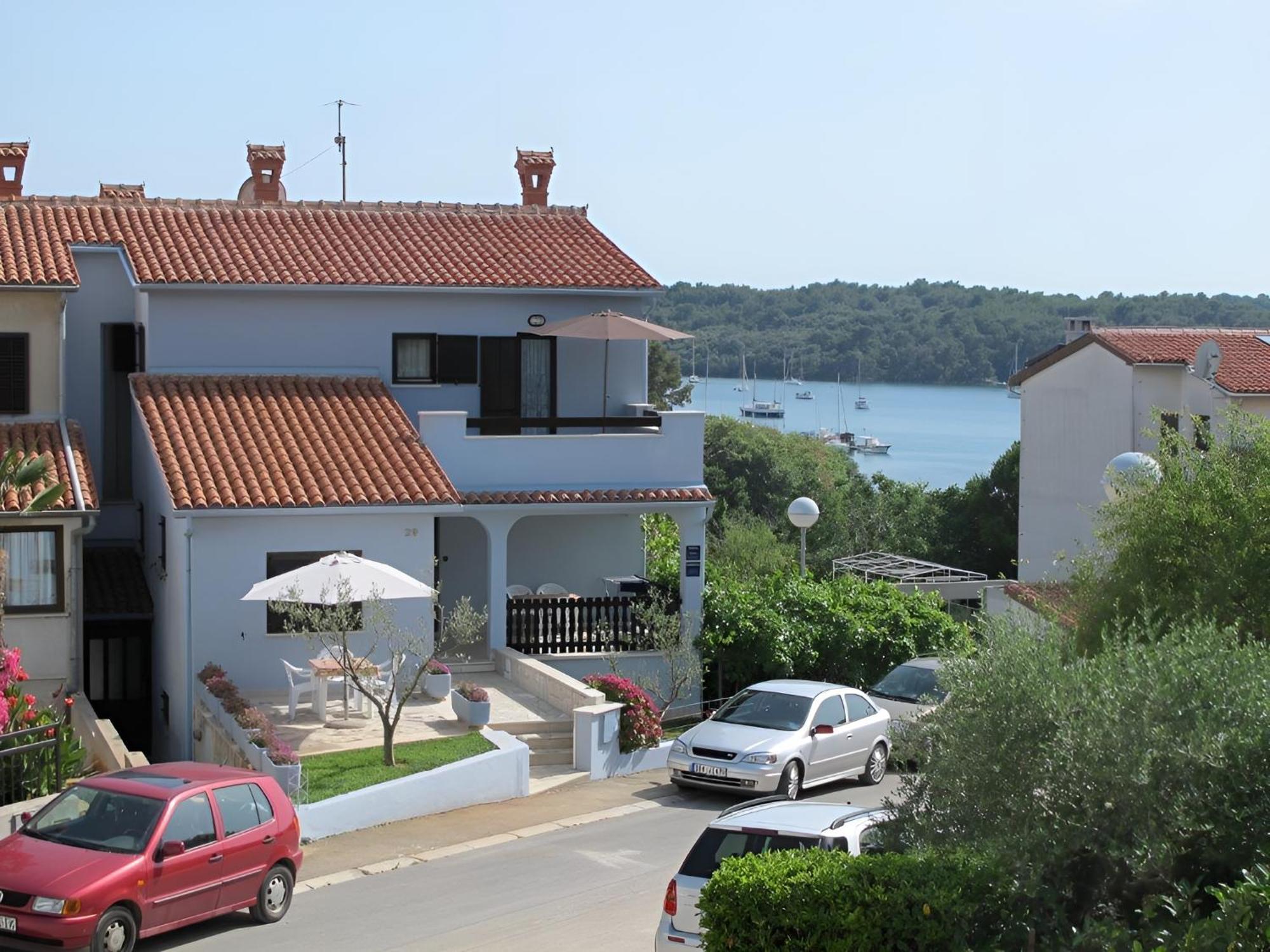 The Blue House Apartment Винкуран Екстериор снимка